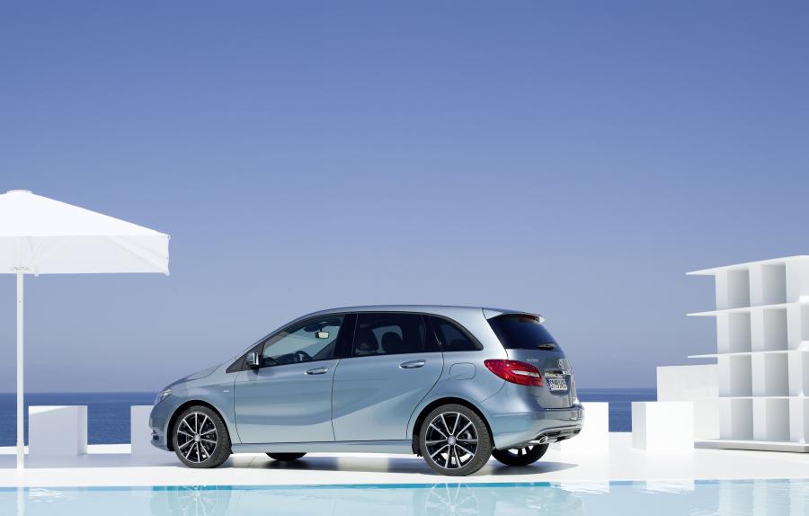  Mercedes-Benz B-Class 2011 года  (фото 203 из 204)